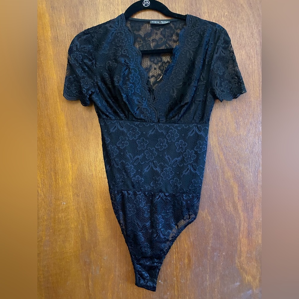 SHEIN LACE BODY SUIT